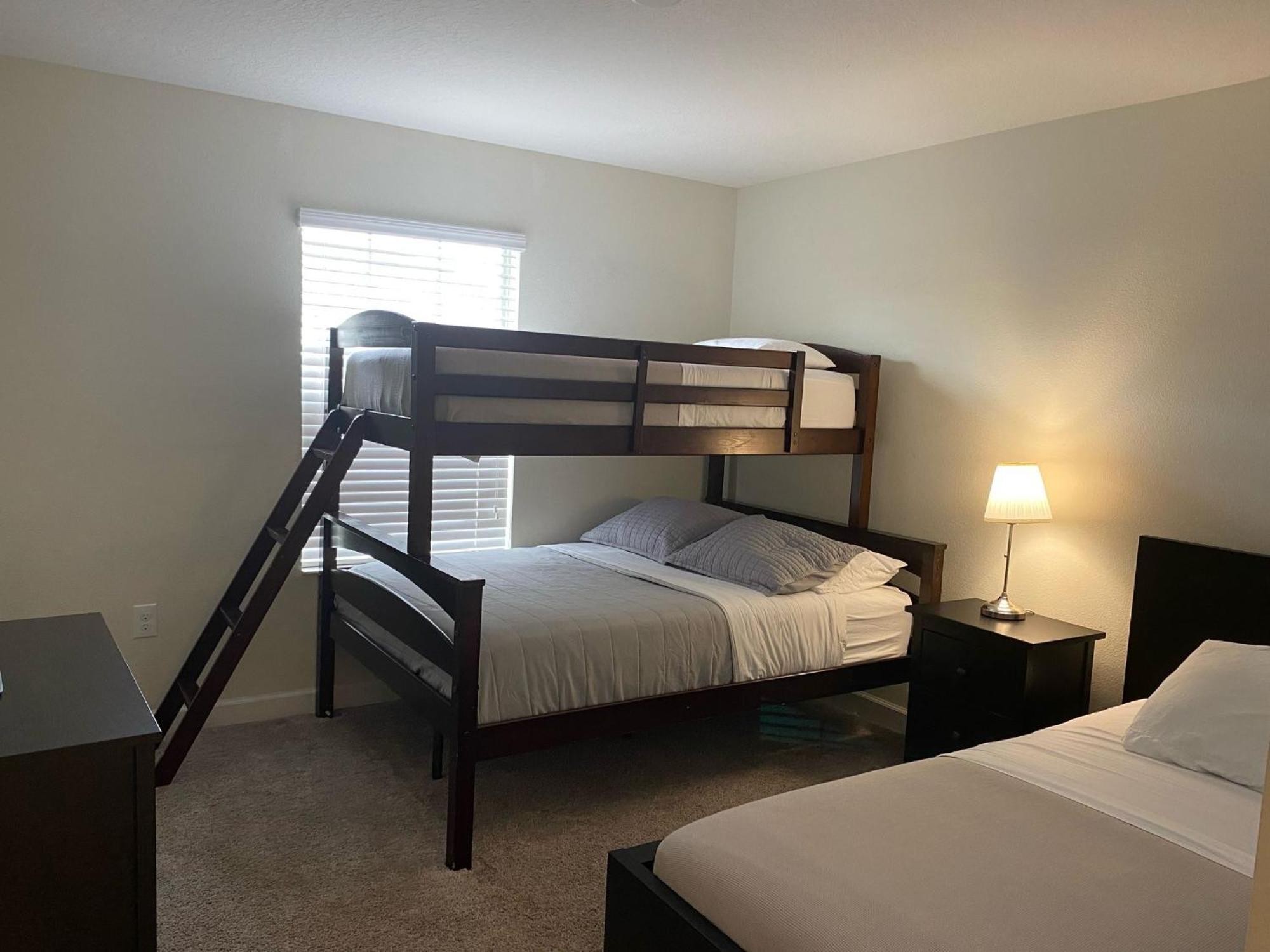 Hotel House Resort Davenport Bagian luar foto